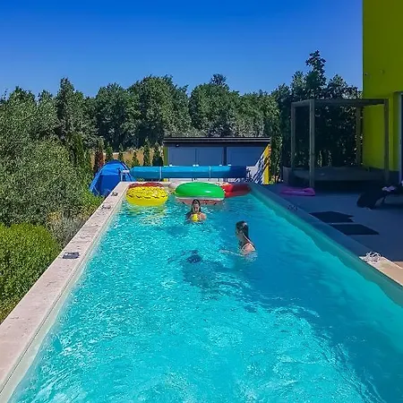 Gaya * Porec